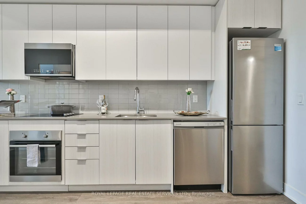 2489, Taunton, 1015 - RO River Oaks, Oakville