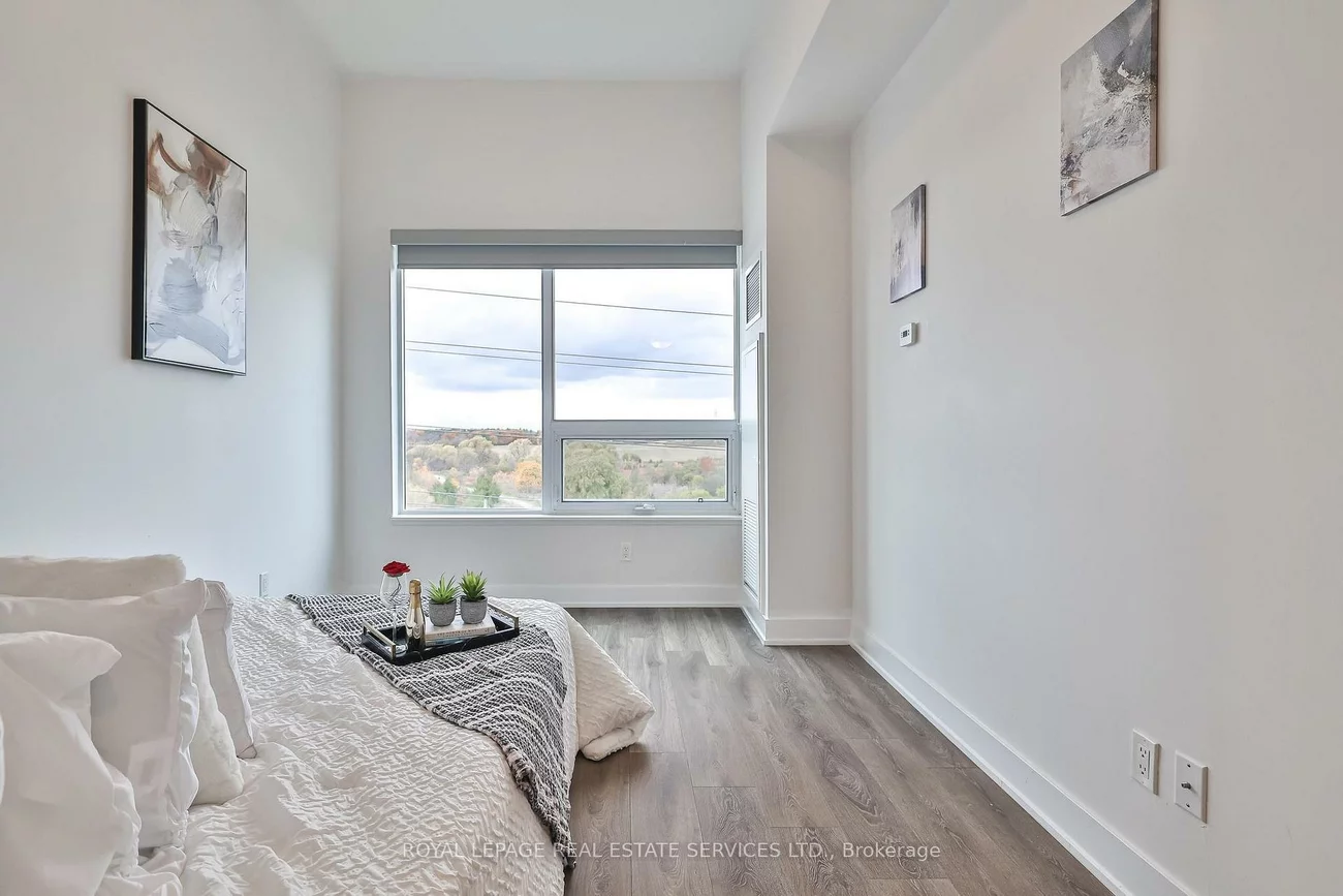 2489, Taunton, 1015 - RO River Oaks, Oakville