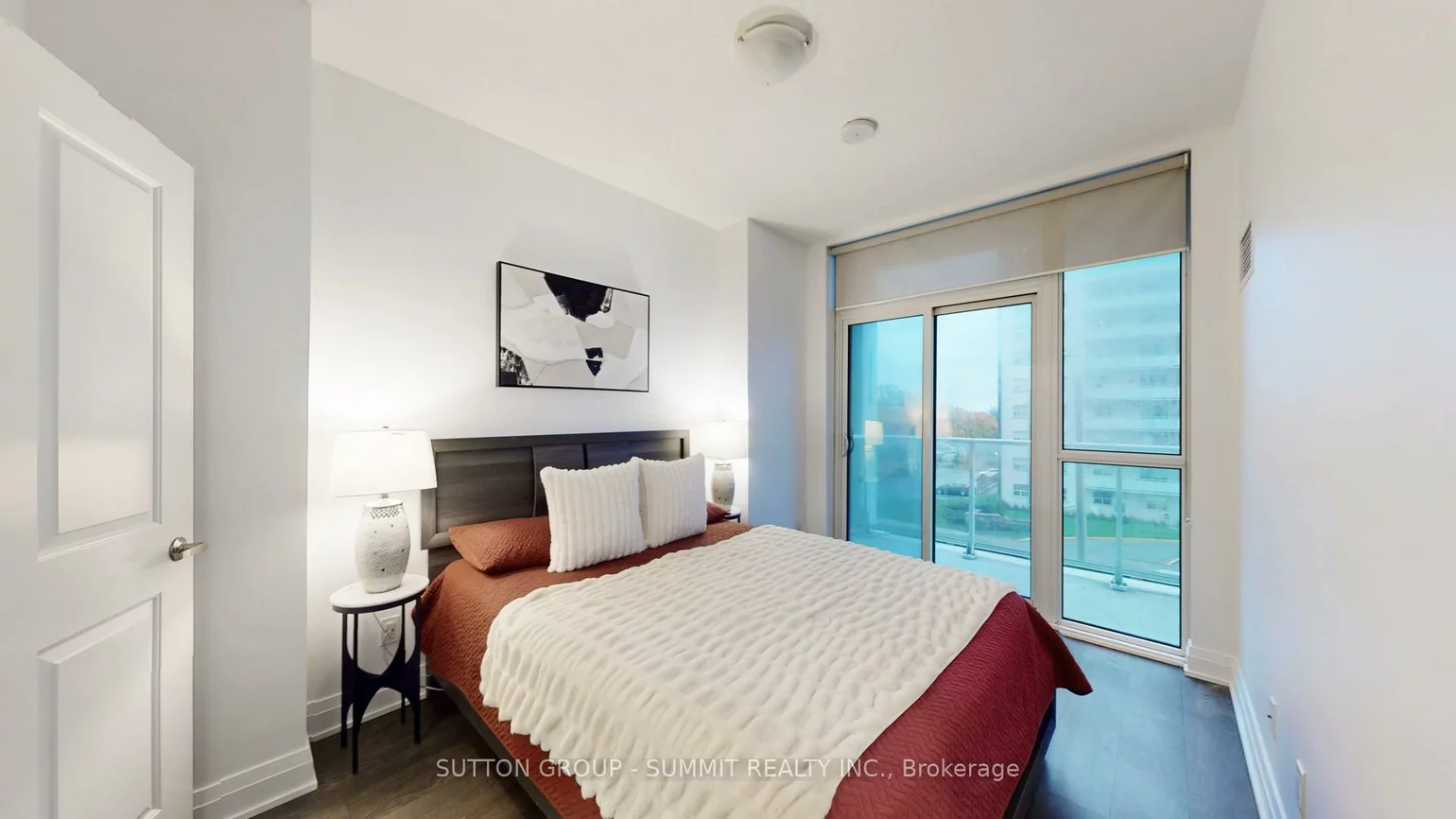 55, Speers, 1002 - CO Central, Oakville