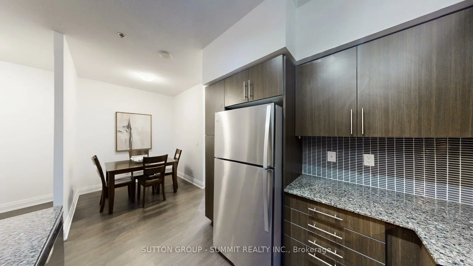 55, Speers, 1002 - CO Central, Oakville