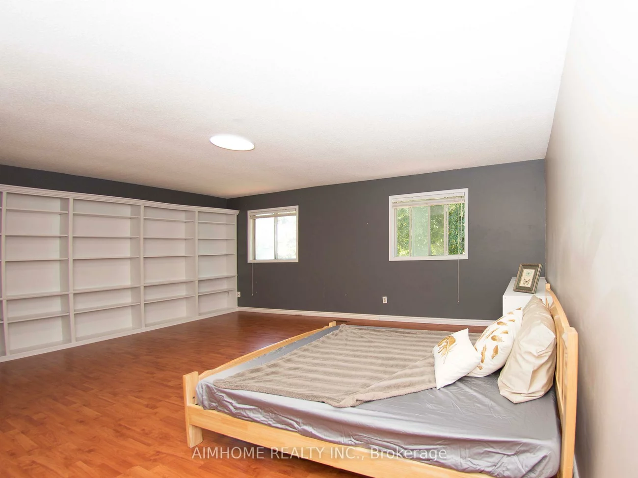 1224, Kirstie, 1003 - CP College Park, Oakville