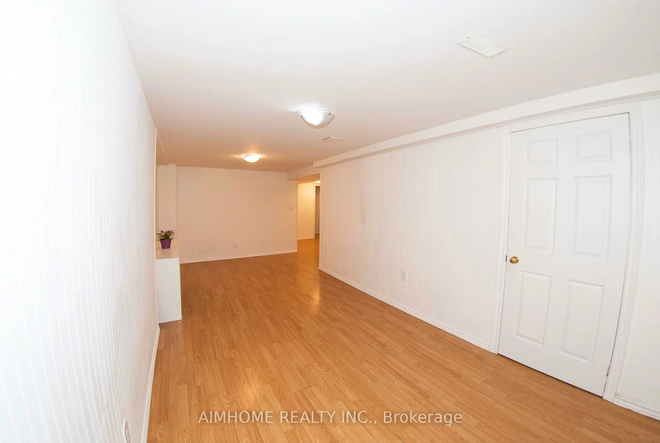 1224, Kirstie, 1003 - CP College Park, Oakville