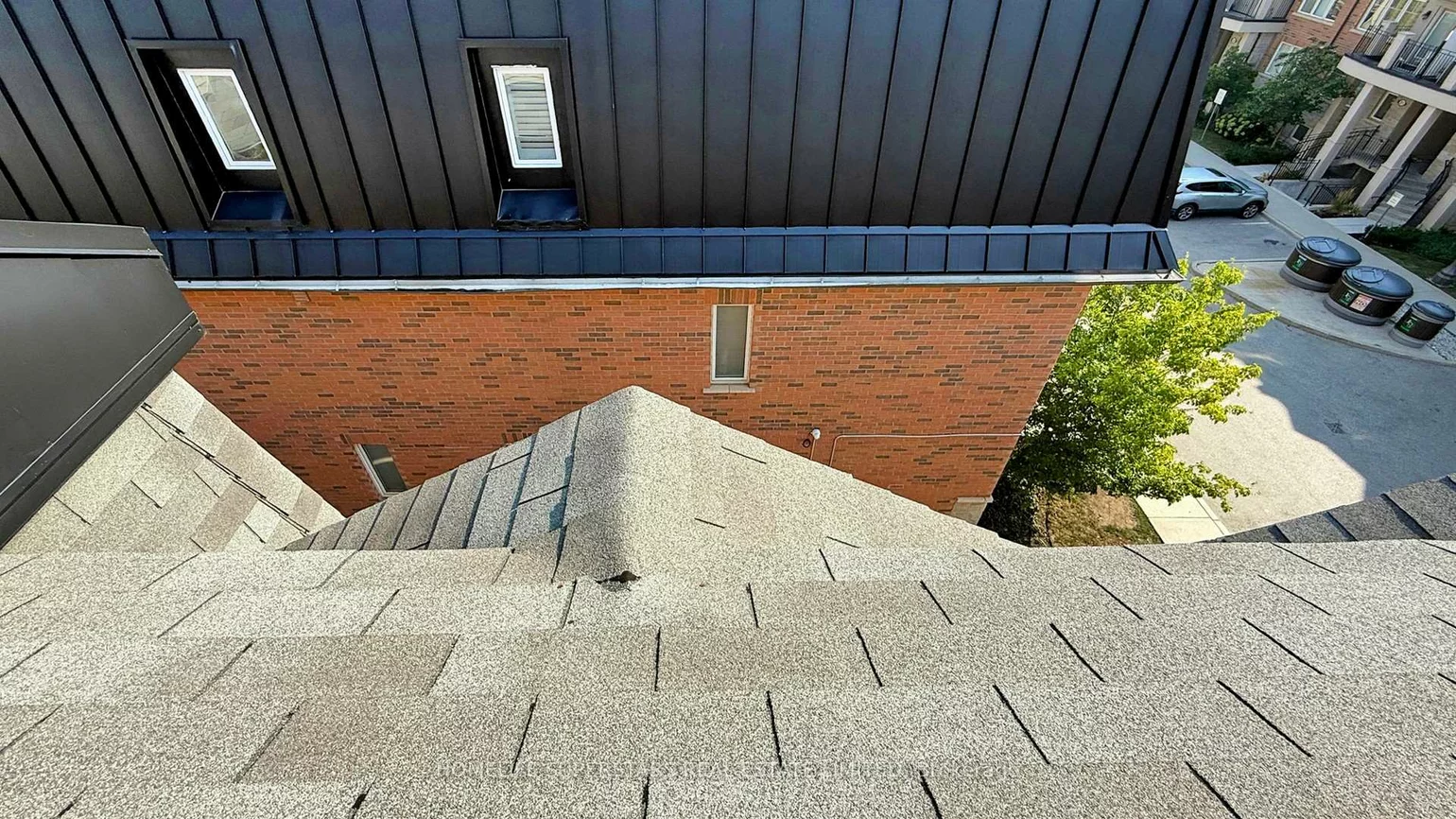 2420, Baronwood, 1019 - WM Westmount, Oakville