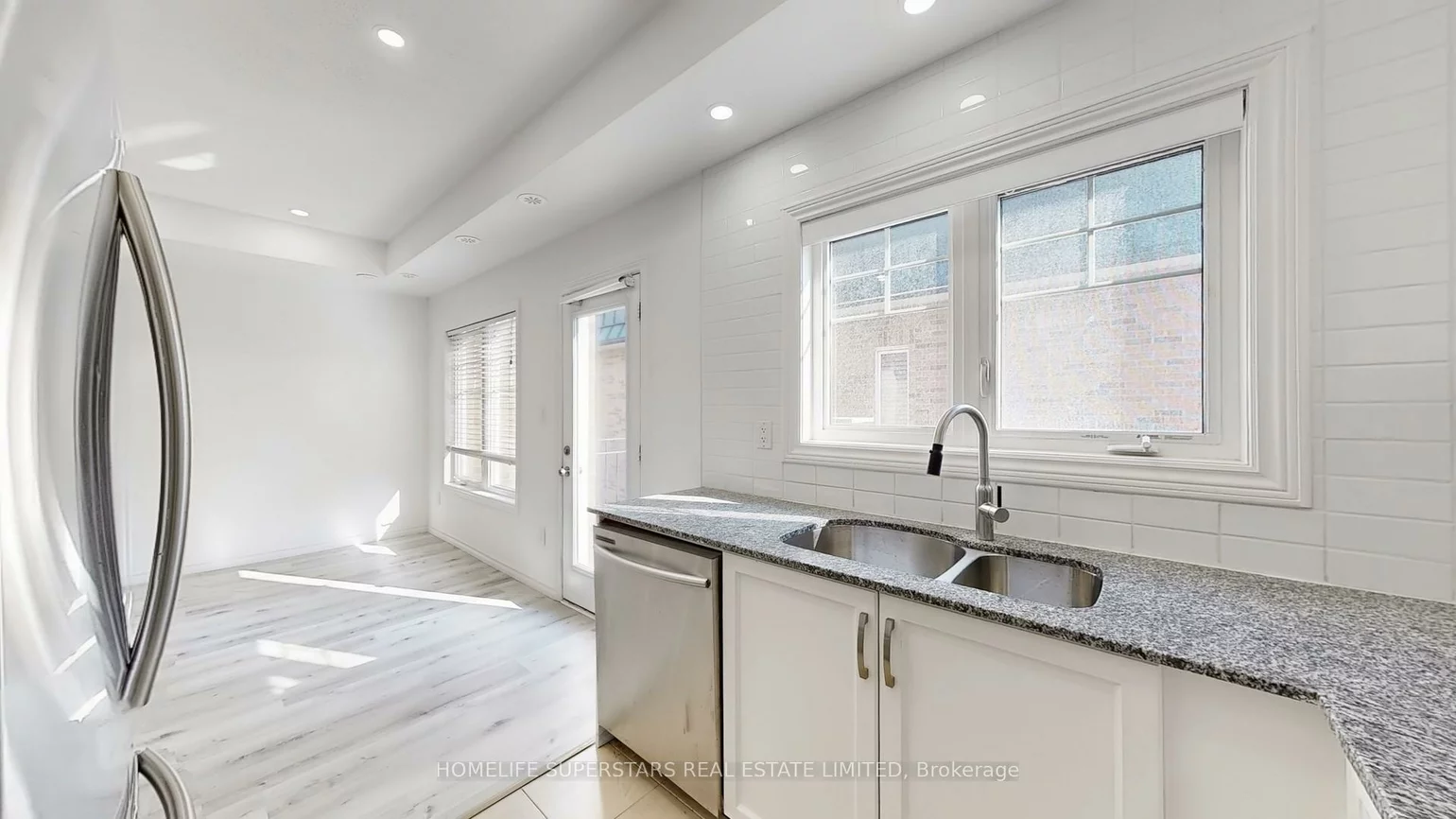 2420, Baronwood, 1019 - WM Westmount, Oakville