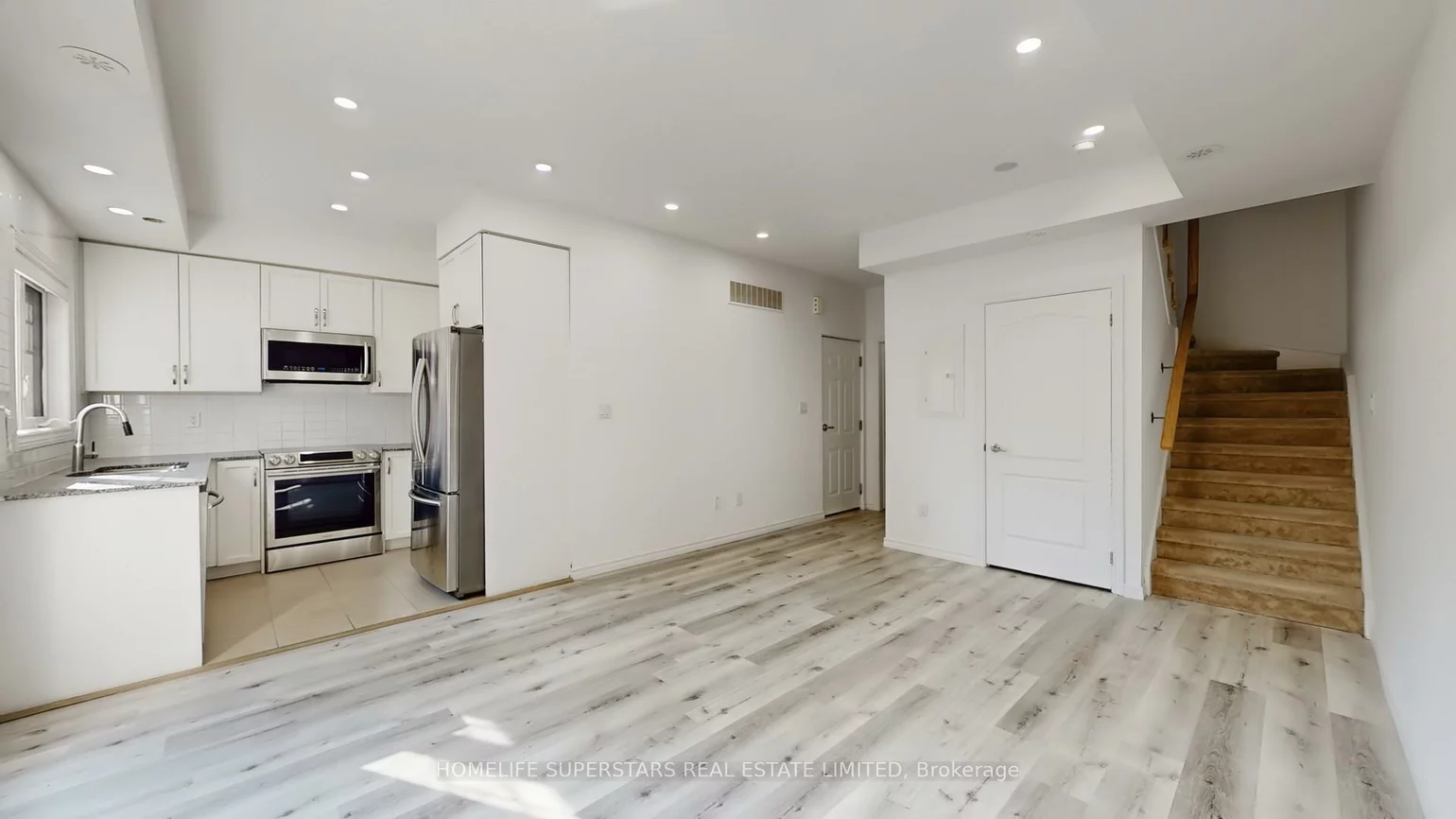 2420, Baronwood, 1019 - WM Westmount, Oakville