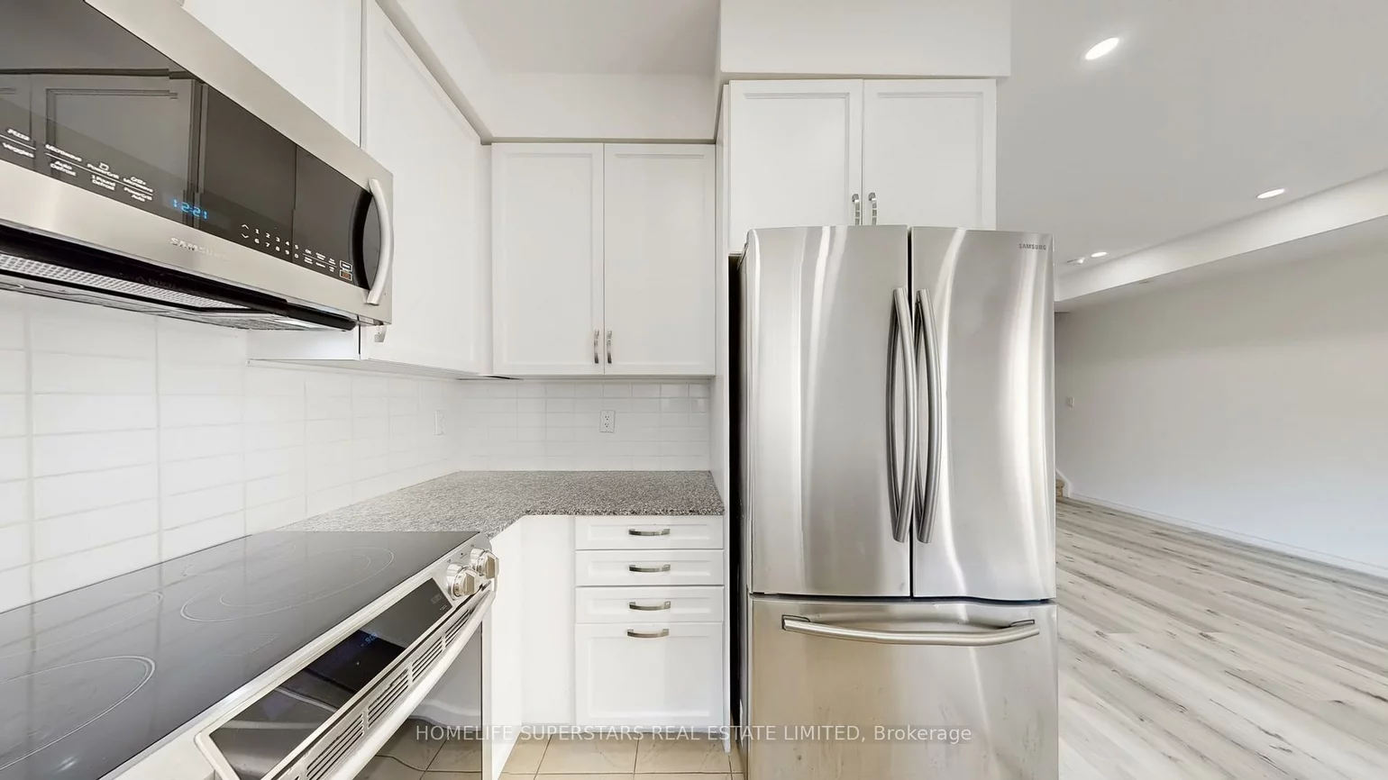 2420, Baronwood, 1019 - WM Westmount, Oakville