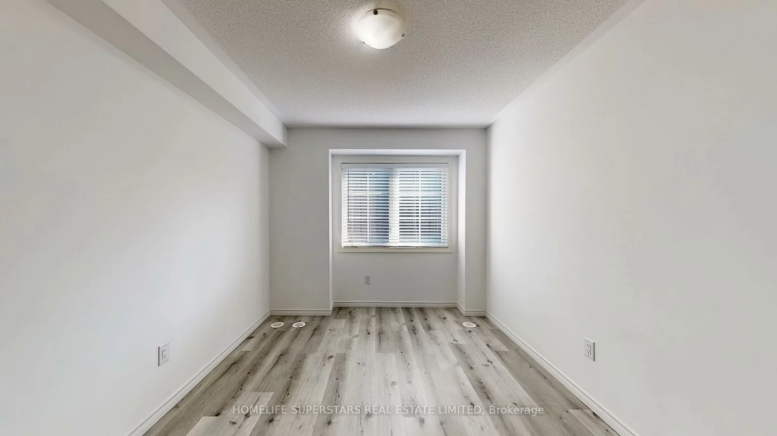 2420, Baronwood, 1019 - WM Westmount, Oakville