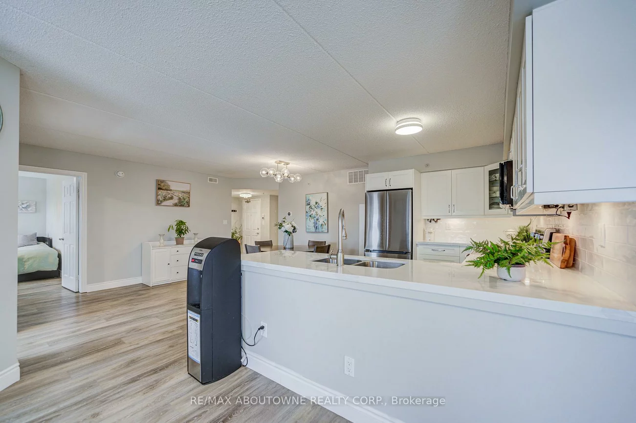 1460, Bishops, 1007 - GA Glen Abbey, Oakville