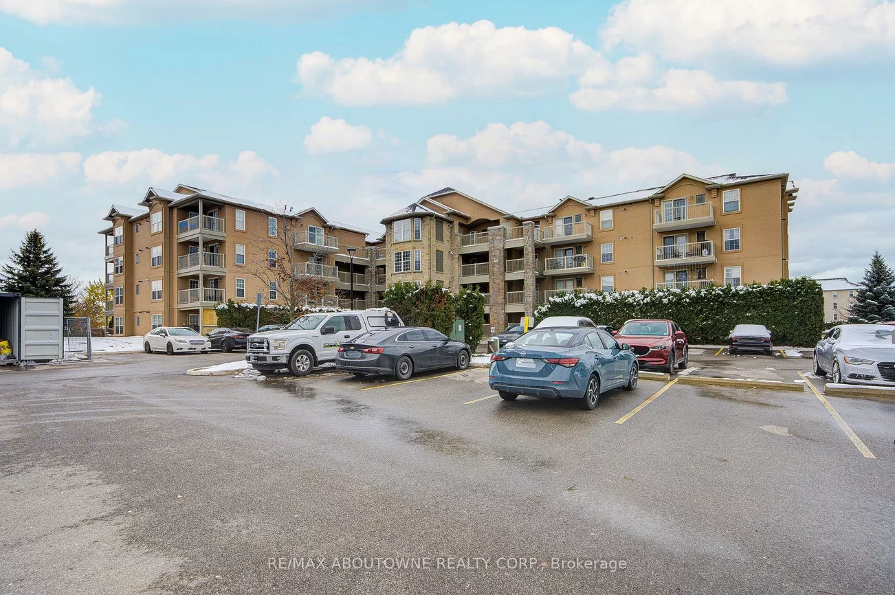 1460, Bishops, 1007 - GA Glen Abbey, Oakville