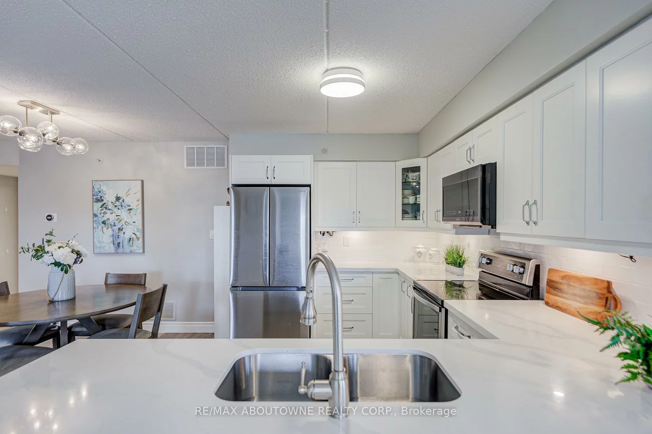 1460, Bishops, 1007 - GA Glen Abbey, Oakville