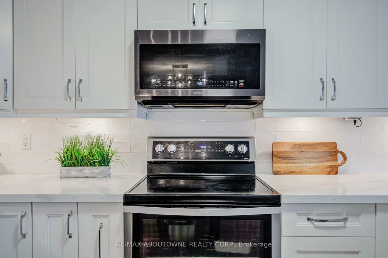 1460, Bishops, 1007 - GA Glen Abbey, Oakville