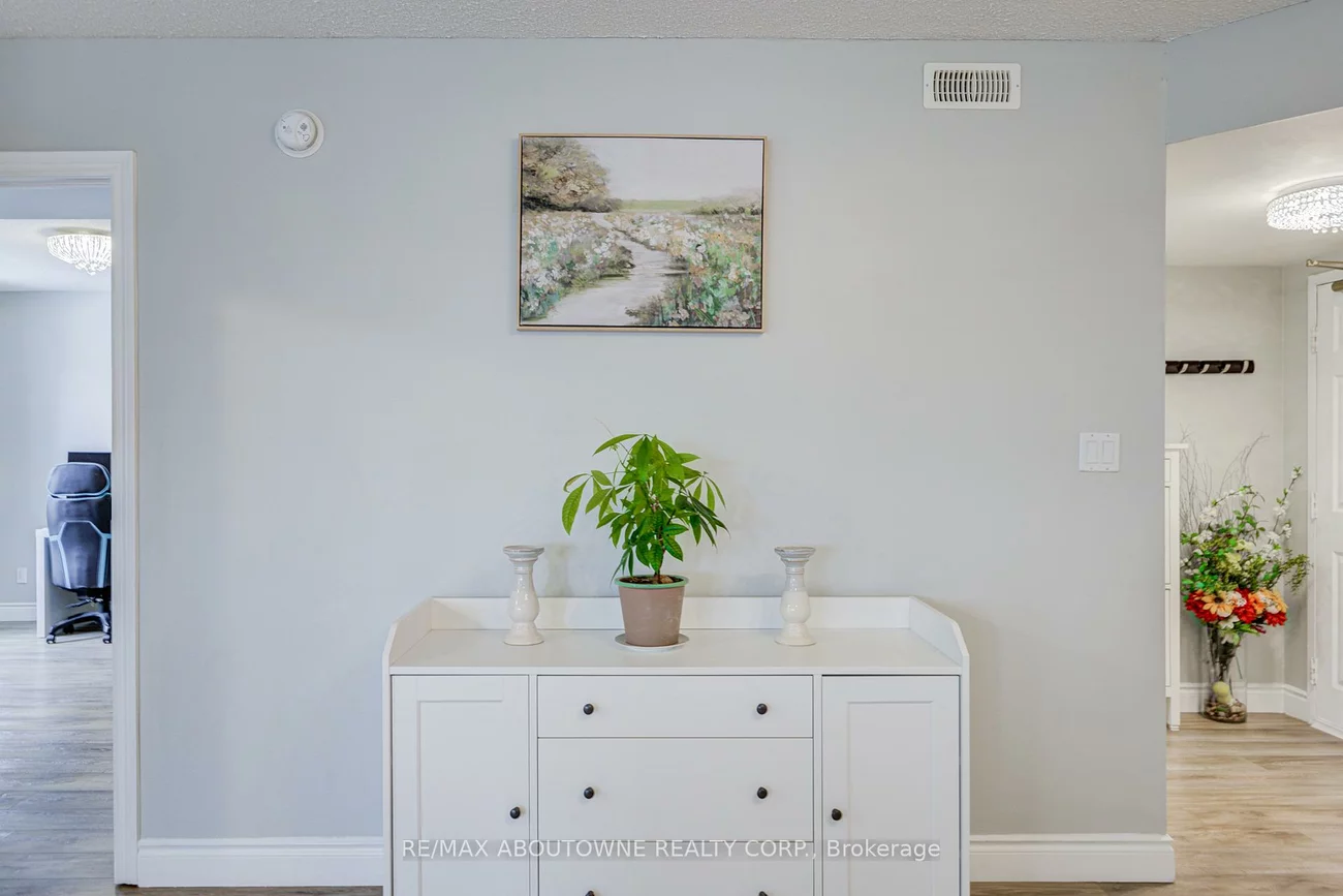 1460, Bishops, 1007 - GA Glen Abbey, Oakville