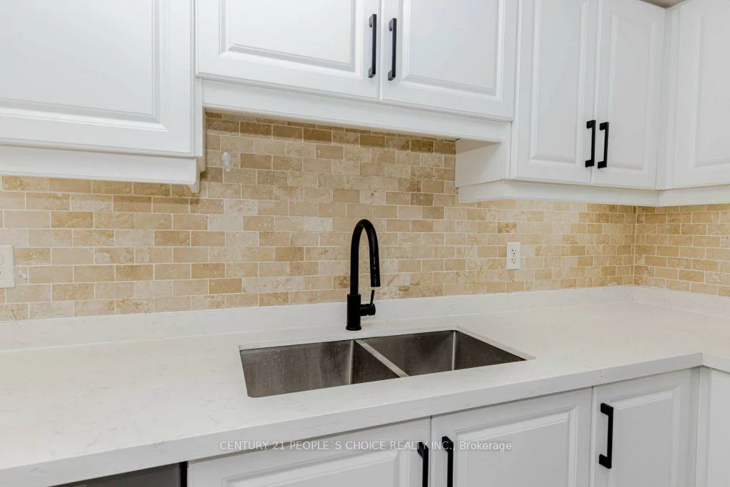 47, Hays, 1015 - RO River Oaks, Oakville