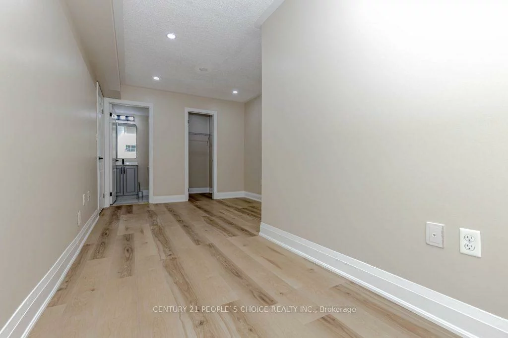 47, Hays, 1015 - RO River Oaks, Oakville