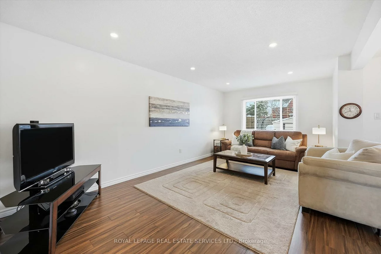 1580, Lancaster, 1005 - FA Falgarwood, Oakville