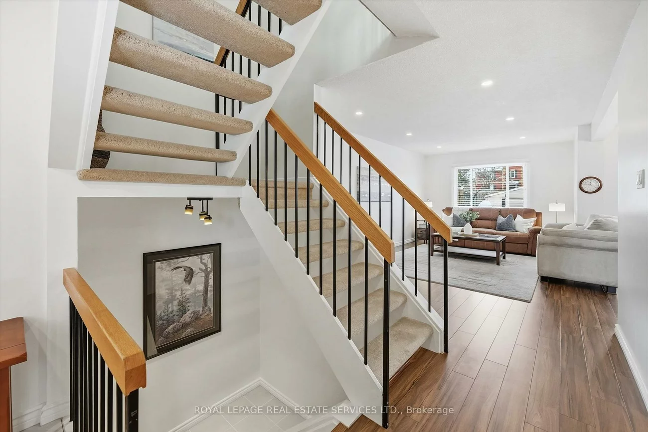 1580, Lancaster, 1005 - FA Falgarwood, Oakville