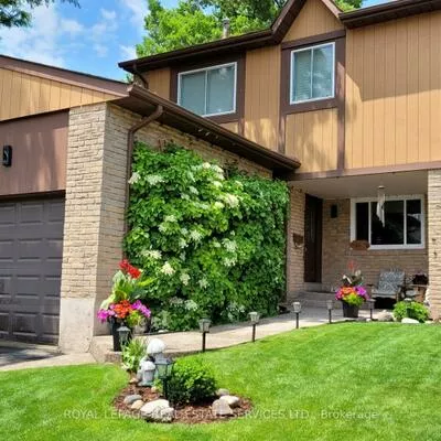 1580, Lancaster, 1005 - FA Falgarwood, Oakville