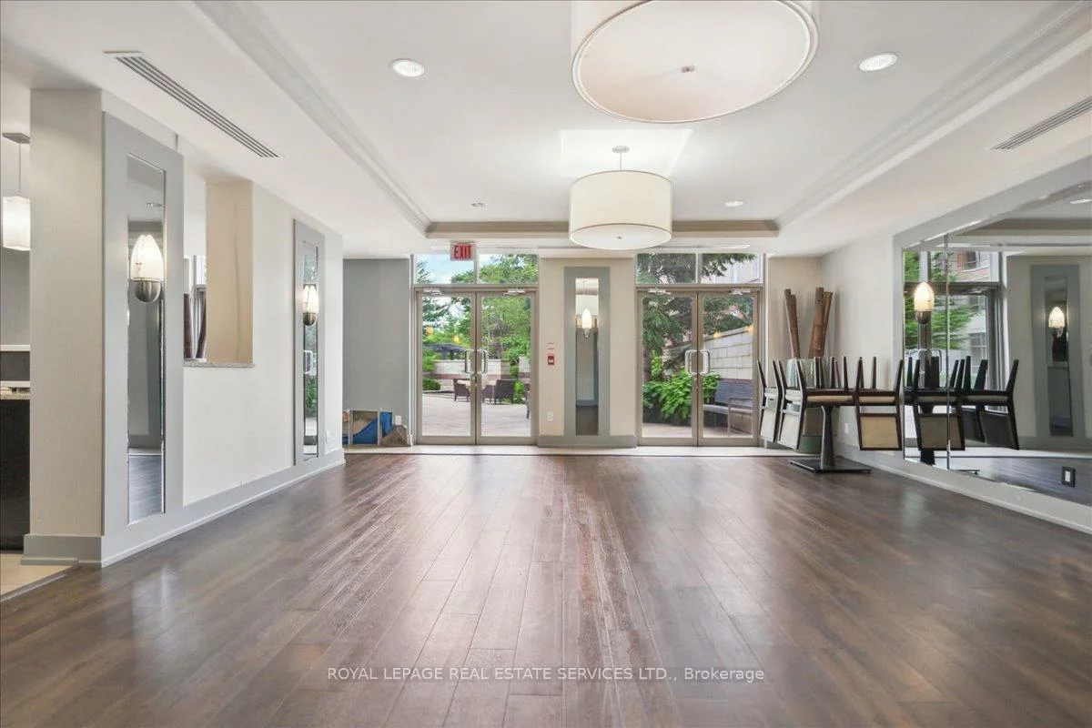 2379, Central Park, 1015 - RO River Oaks, Oakville