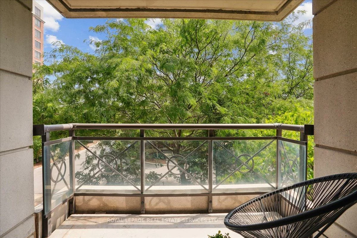 2379, Central Park, 1015 - RO River Oaks, Oakville