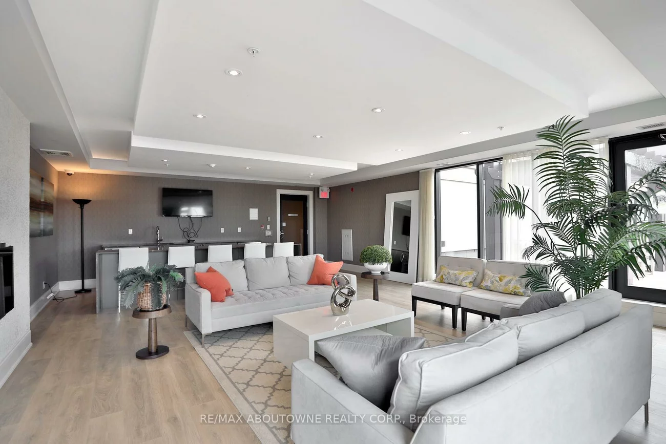 128, Garden, 1002 - CO Central, Oakville