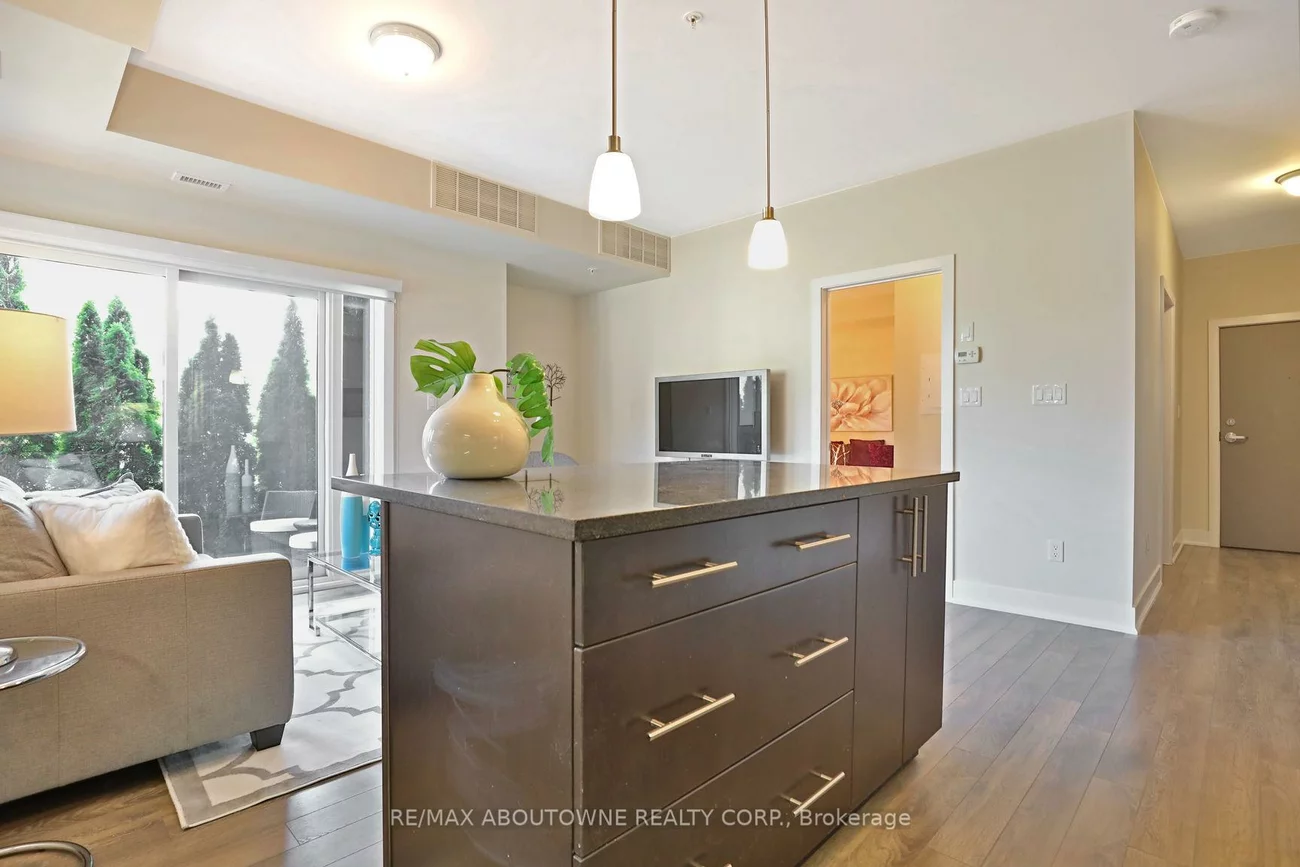 128, Garden, 1002 - CO Central, Oakville