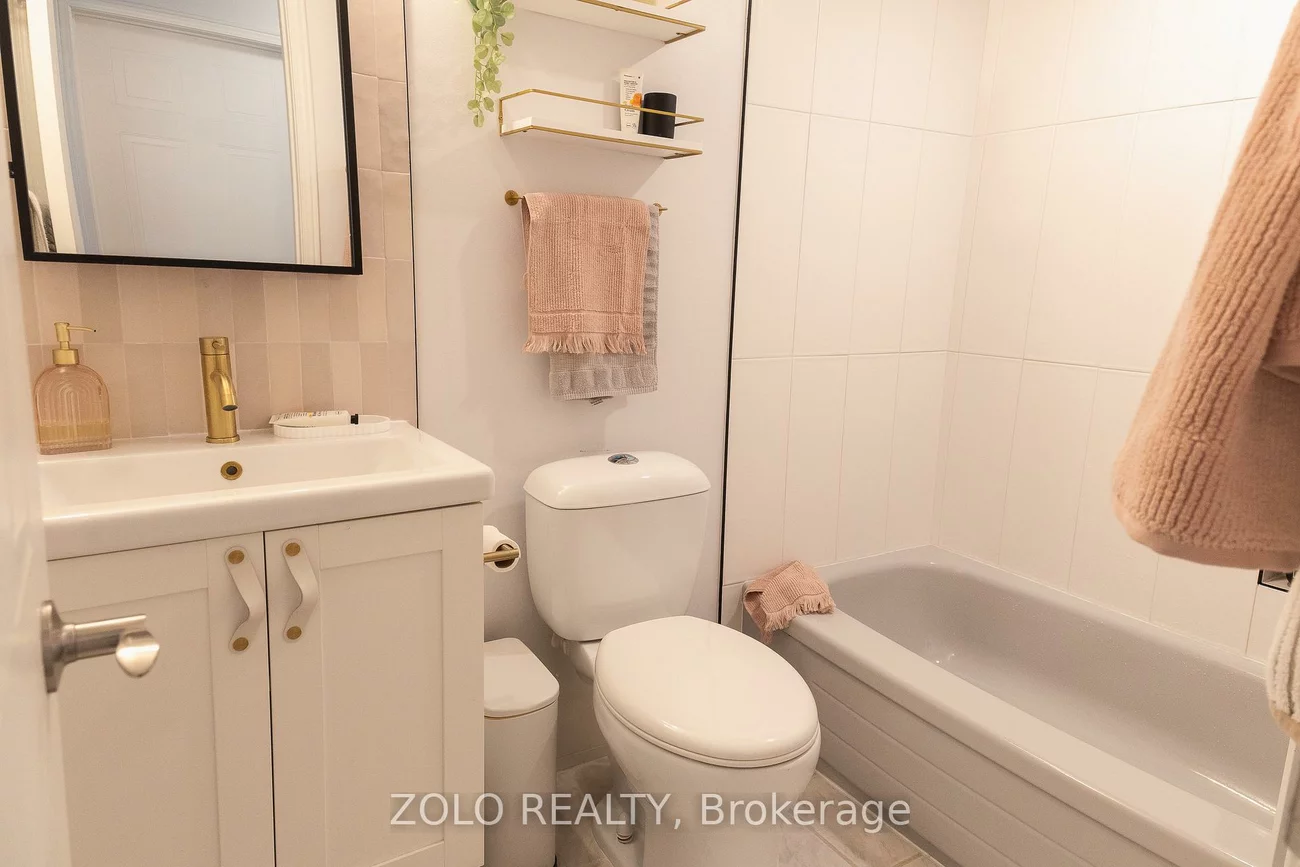 2272, Mowat, 1015 - RO River Oaks, Oakville