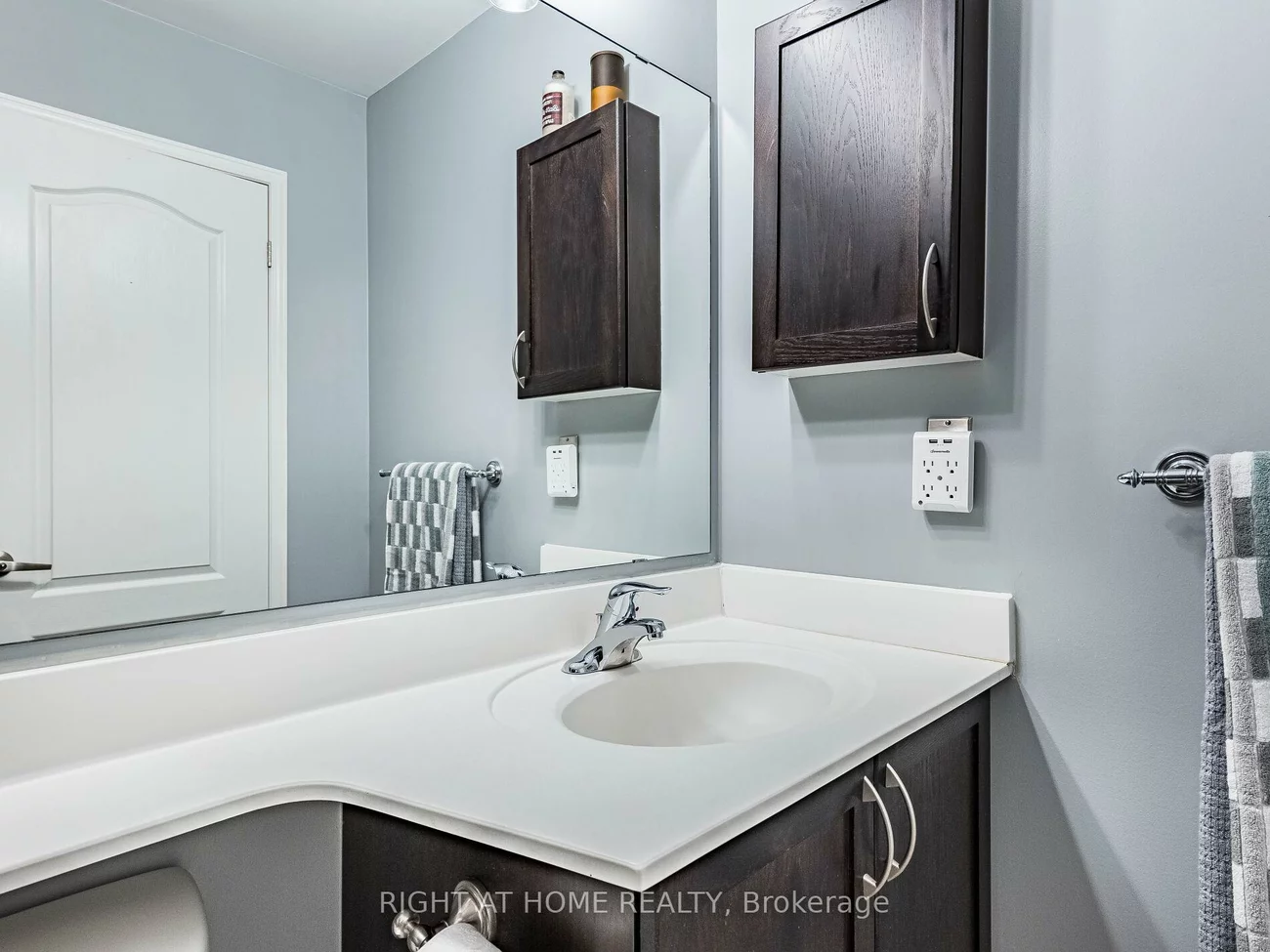 19, Hays, 1015 - RO River Oaks, Oakville