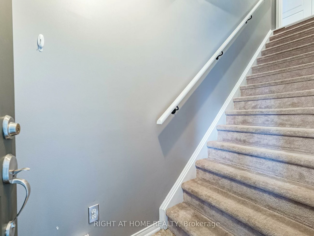 19, Hays, 1015 - RO River Oaks, Oakville