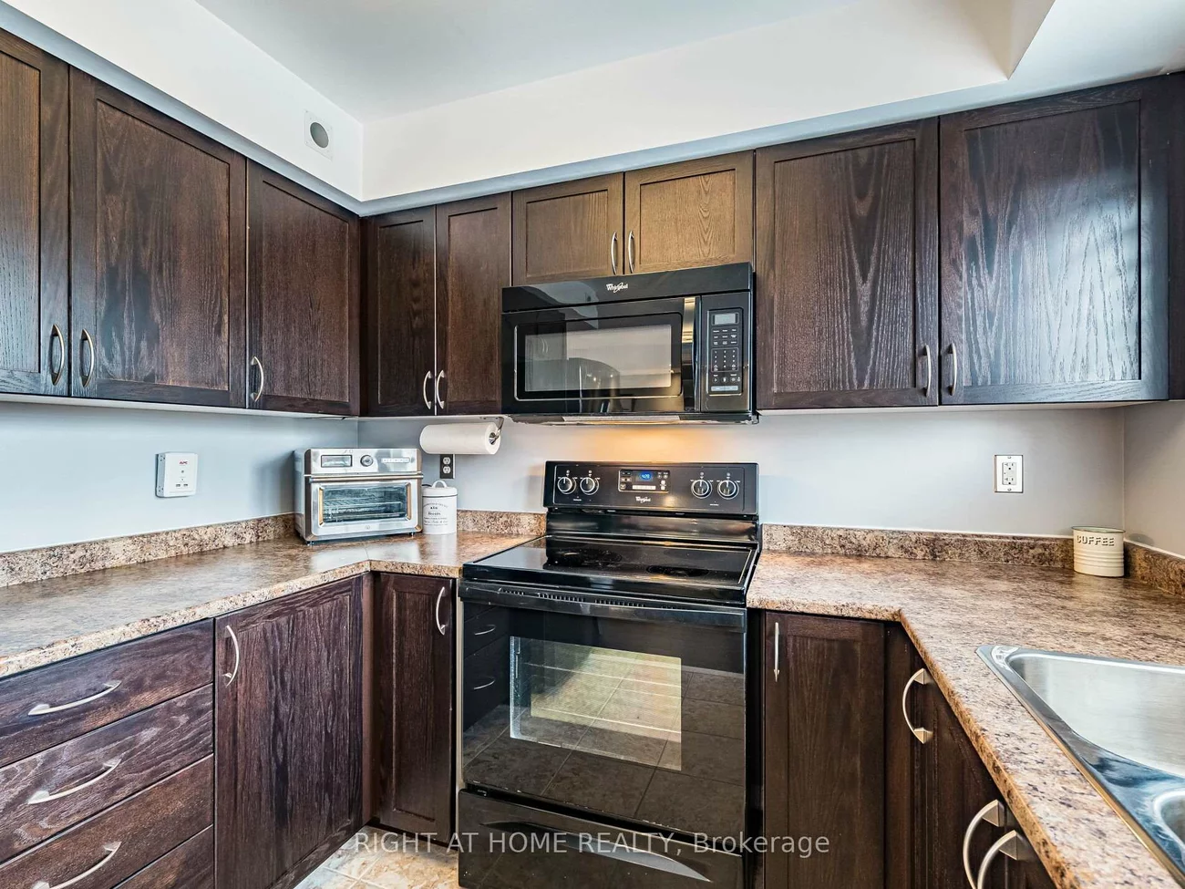 19, Hays, 1015 - RO River Oaks, Oakville