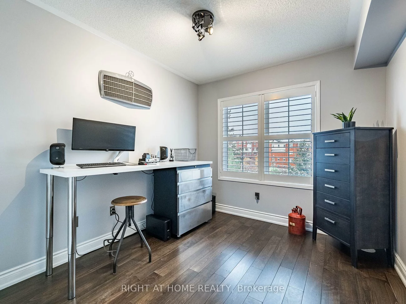 19, Hays, 1015 - RO River Oaks, Oakville