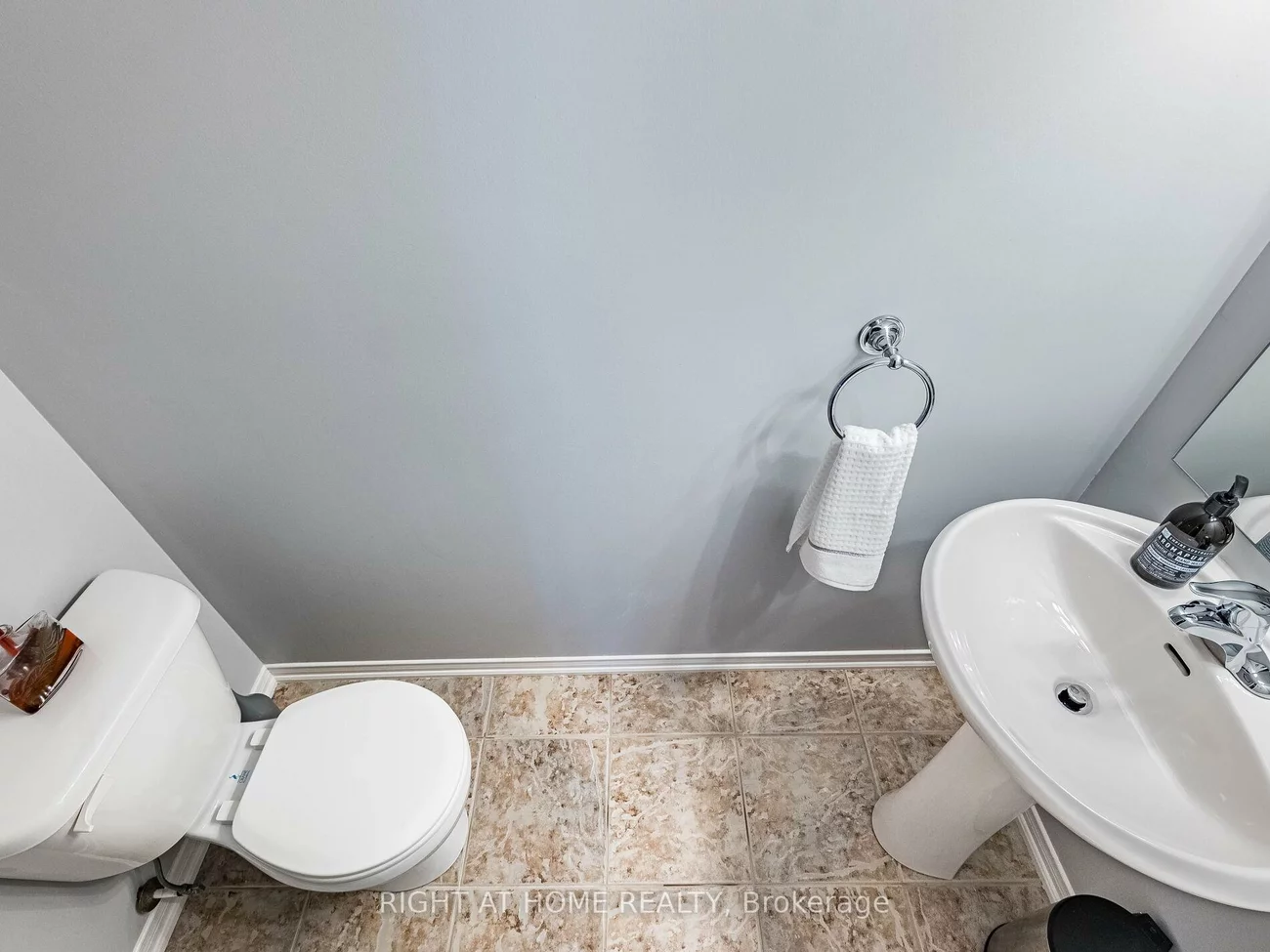 19, Hays, 1015 - RO River Oaks, Oakville