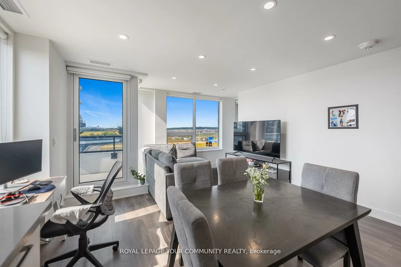 297, Oak Walk, 1015 - RO River Oaks, Oakville