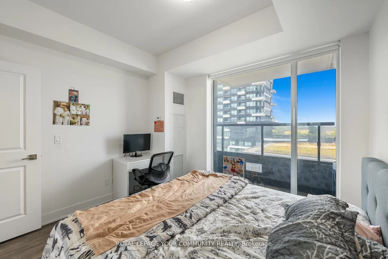 297, Oak Walk, 1015 - RO River Oaks, Oakville