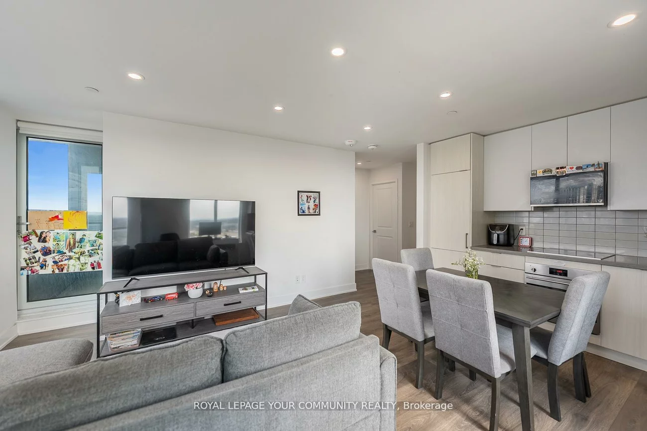 297, Oak Walk, 1015 - RO River Oaks, Oakville