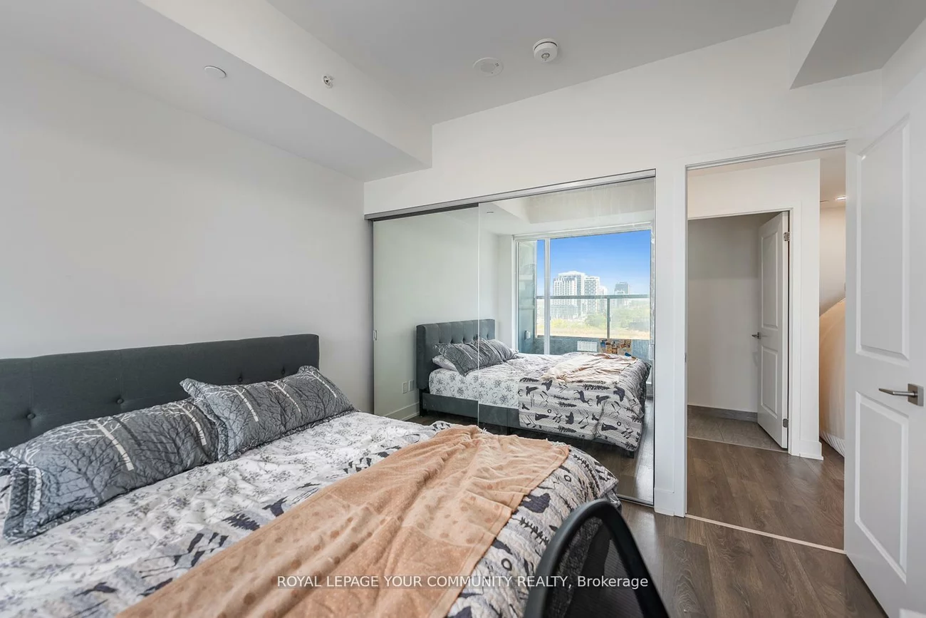 297, Oak Walk, 1015 - RO River Oaks, Oakville