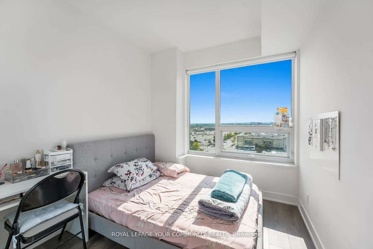 297, Oak Walk, 1015 - RO River Oaks, Oakville