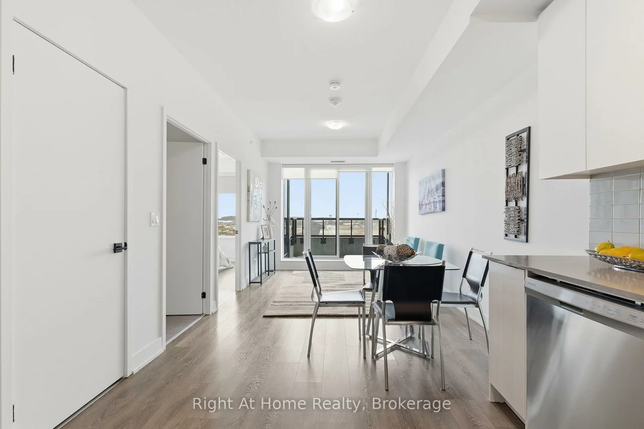 2489, Taunton, 1015 - RO River Oaks, Oakville