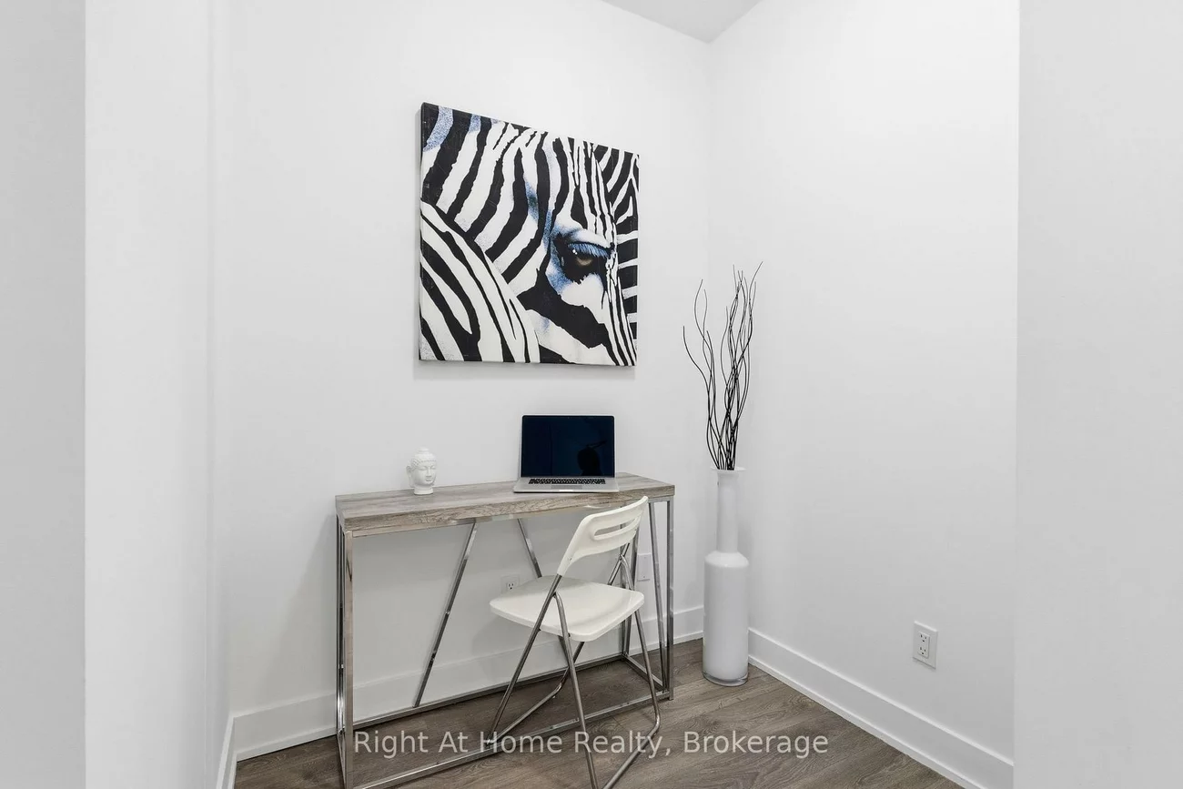 2489, Taunton, 1015 - RO River Oaks, Oakville