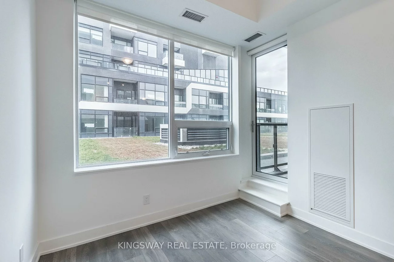 2485, Taunton, 1015 - RO River Oaks, Oakville