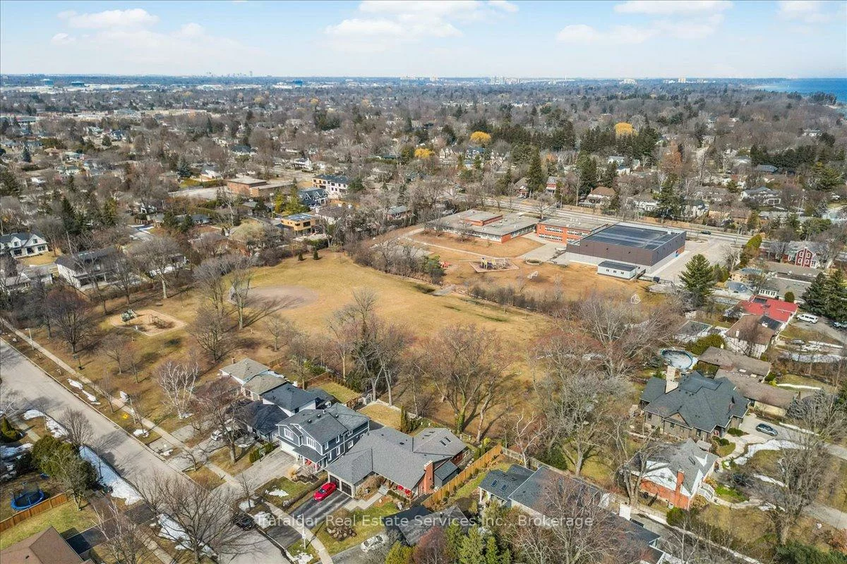 66, Worthington, 1001 - BR Bronte, Oakville