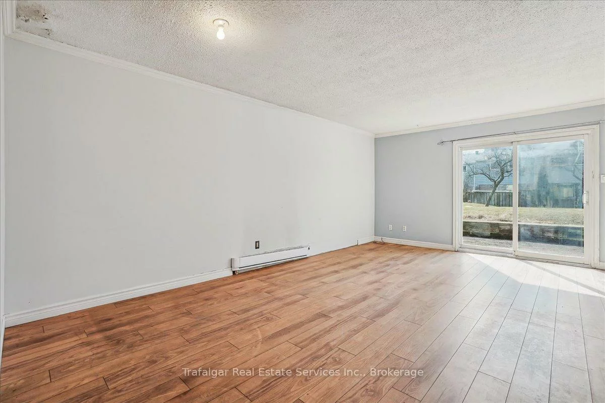 66, Worthington, 1001 - BR Bronte, Oakville