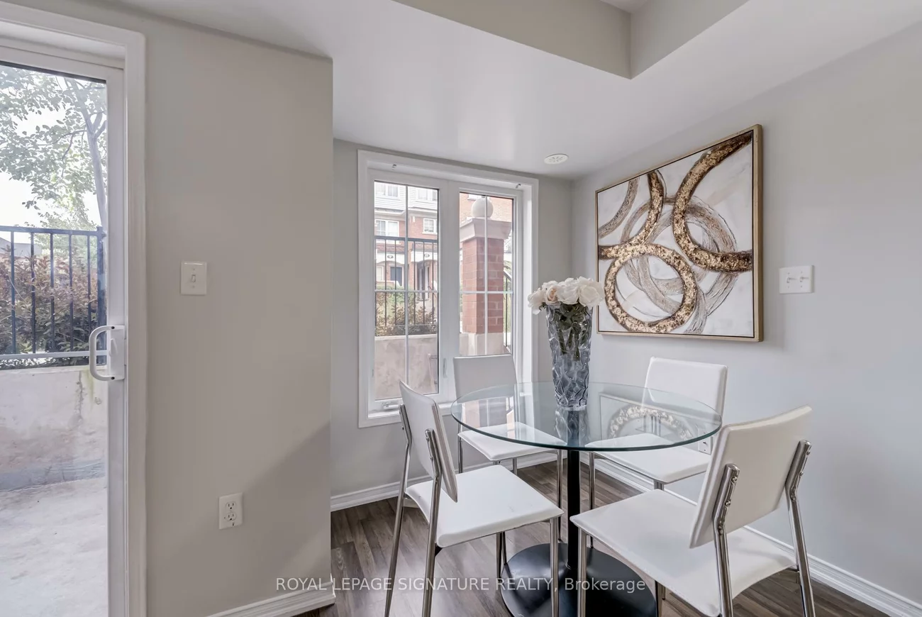 2492, Post, 1015 - RO River Oaks, Oakville