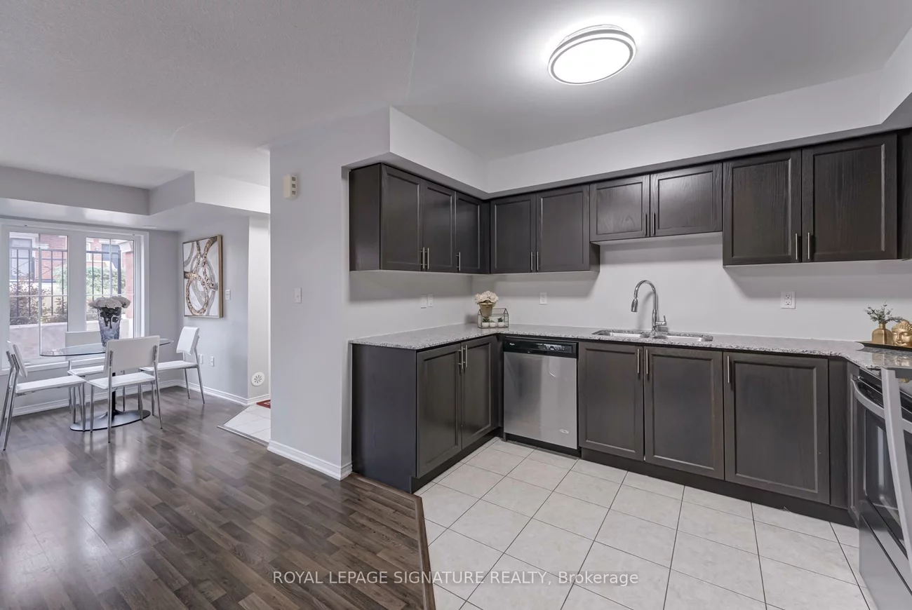 2492, Post, 1015 - RO River Oaks, Oakville