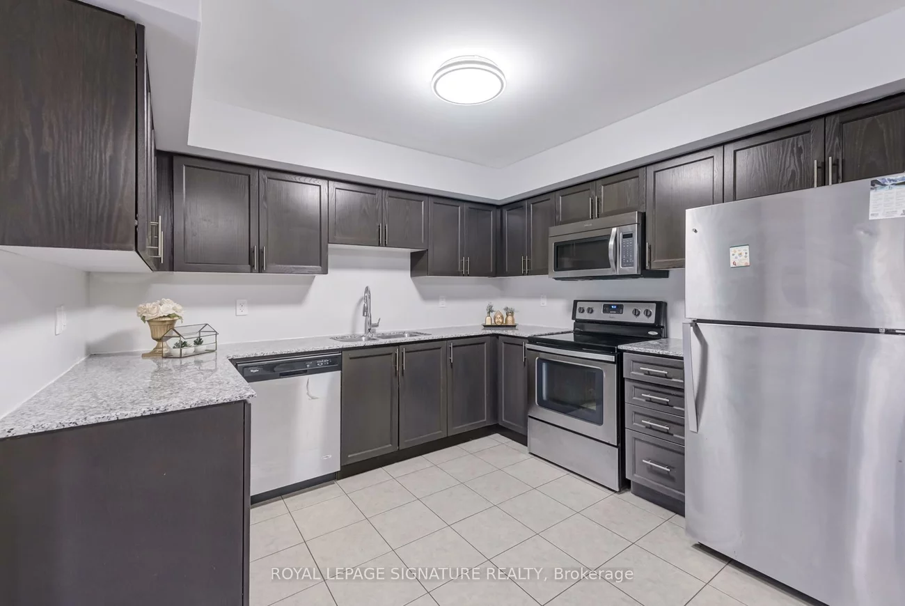 2492, Post, 1015 - RO River Oaks, Oakville