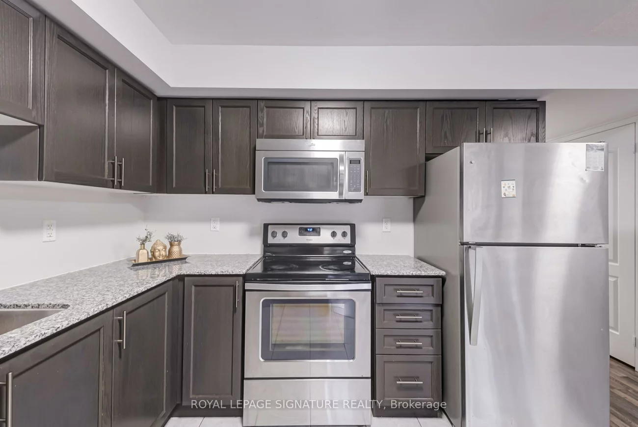 2492, Post, 1015 - RO River Oaks, Oakville