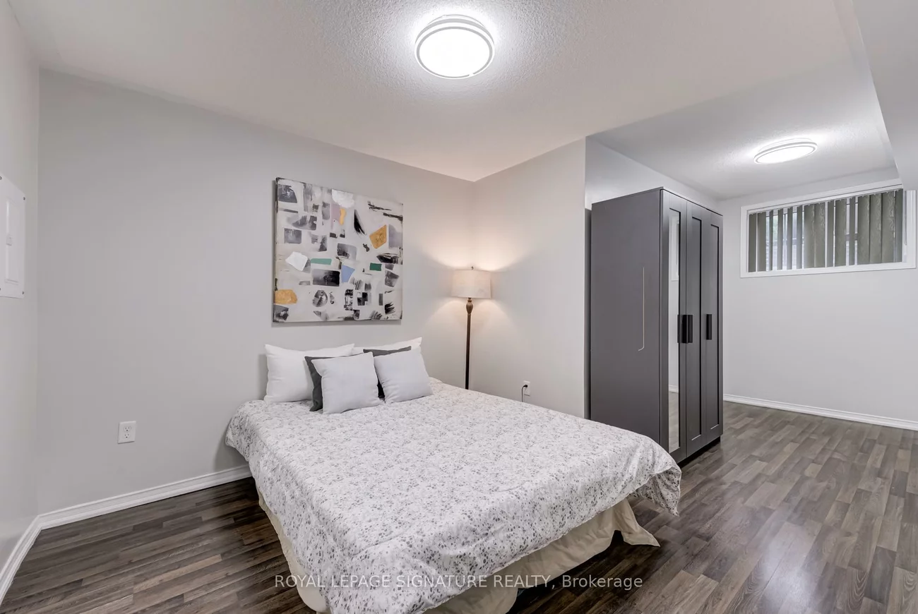 2492, Post, 1015 - RO River Oaks, Oakville