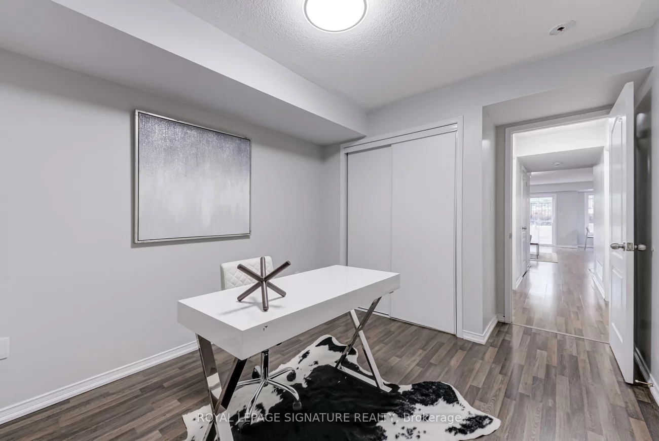 2492, Post, 1015 - RO River Oaks, Oakville