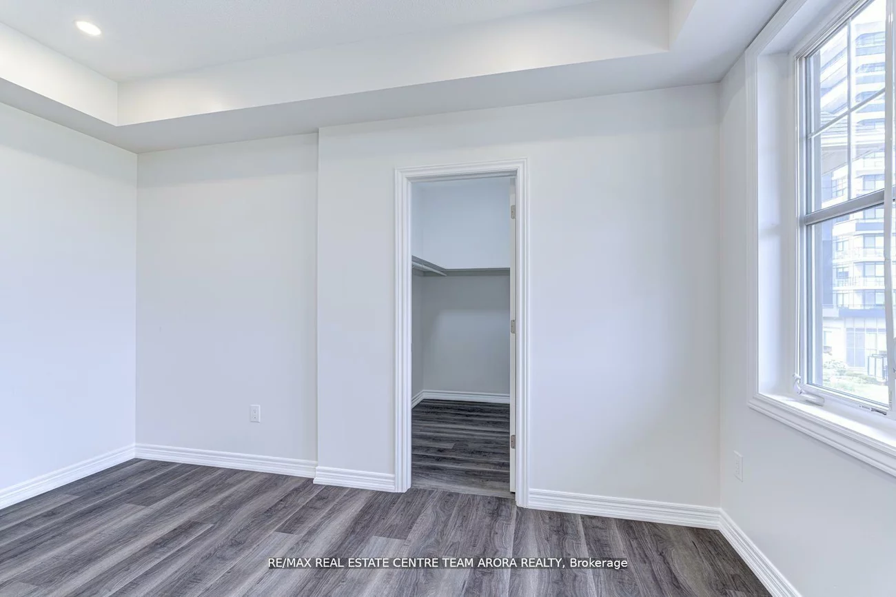 2326, Taunton, 1015 - RO River Oaks, Oakville