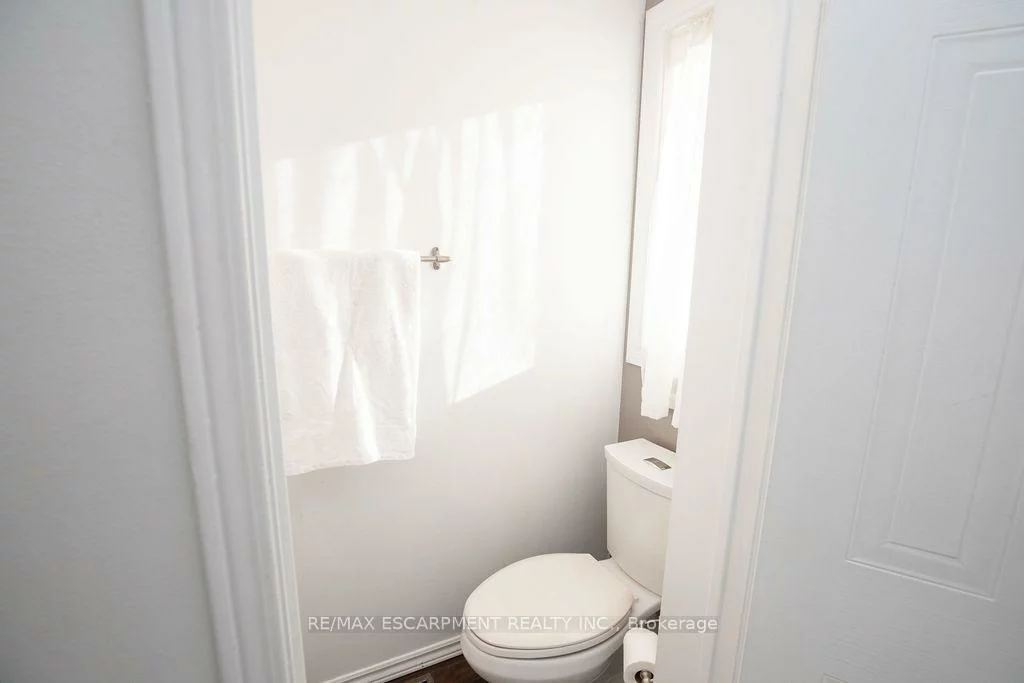 2350, Grand Ravine, 1015 - RO River Oaks, Oakville