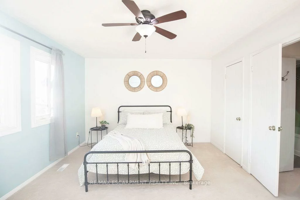 2350, Grand Ravine, 1015 - RO River Oaks, Oakville